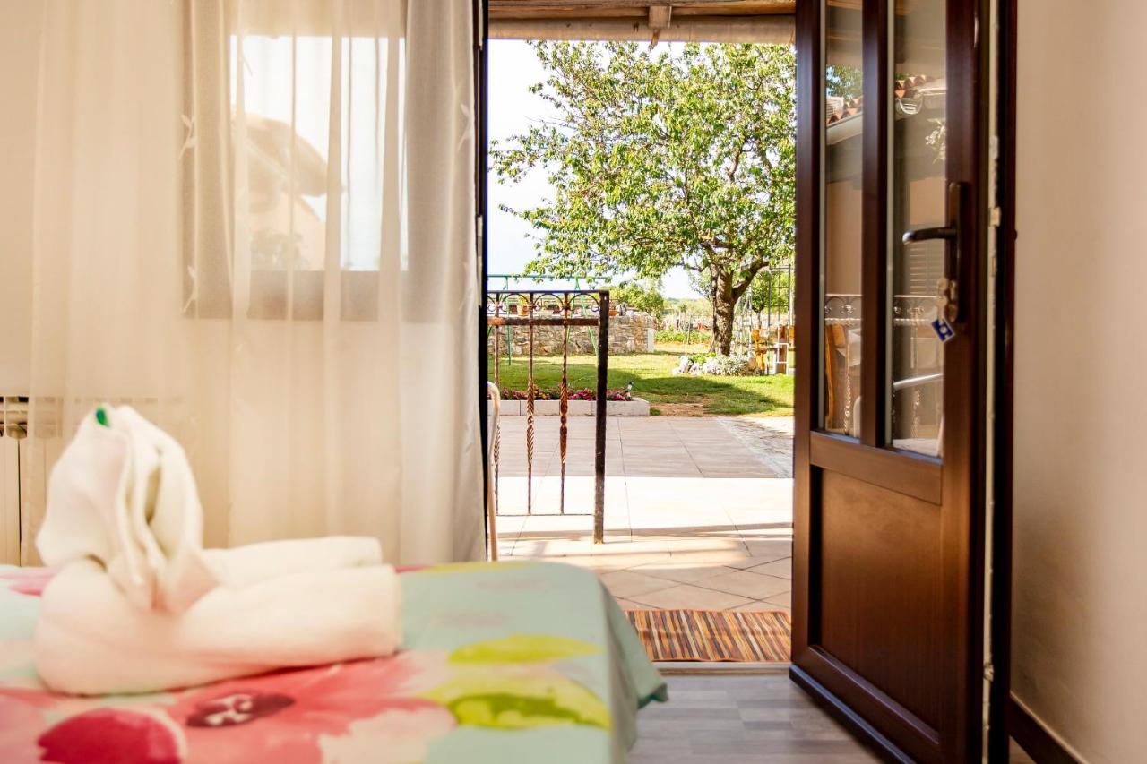 Apartmani Jurman Matohanci Exterior foto